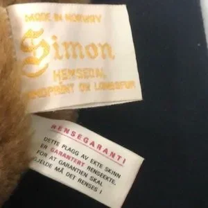 VTG Bucket Hat Simon Hemsedal  Handprint on lamb fur.  Made in Norway. Thor & Edgar Schriwer | Accessories | Vtg Bucket Hat Simon  main image 4